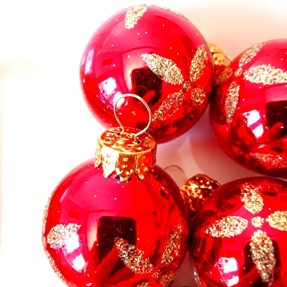 CHRISTMAS GLASS ORNAMENTS - Picture 2 of 4